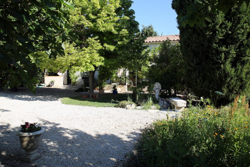 Gite La Gourmandine Saint-Andiol Kültér fotó