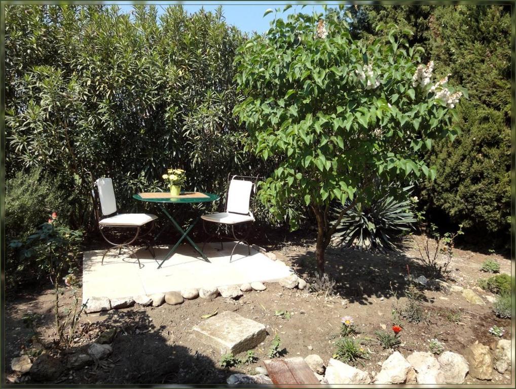 Gite La Gourmandine Saint-Andiol Kültér fotó